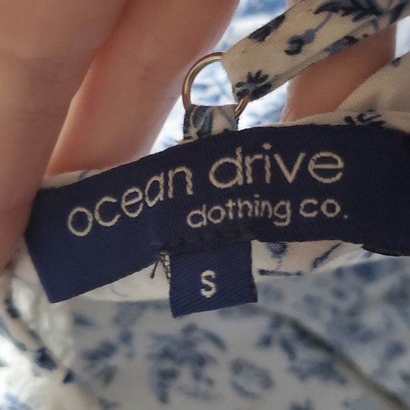 Beautiful sun dress - Picture 6 of 6